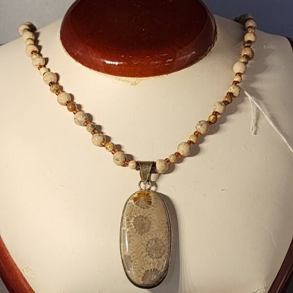 Jasper neckelace with fossil coral pendant