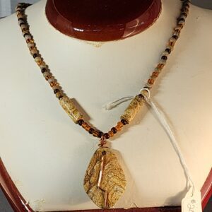 Czech glass neckelace with picture jasper and copper pendant